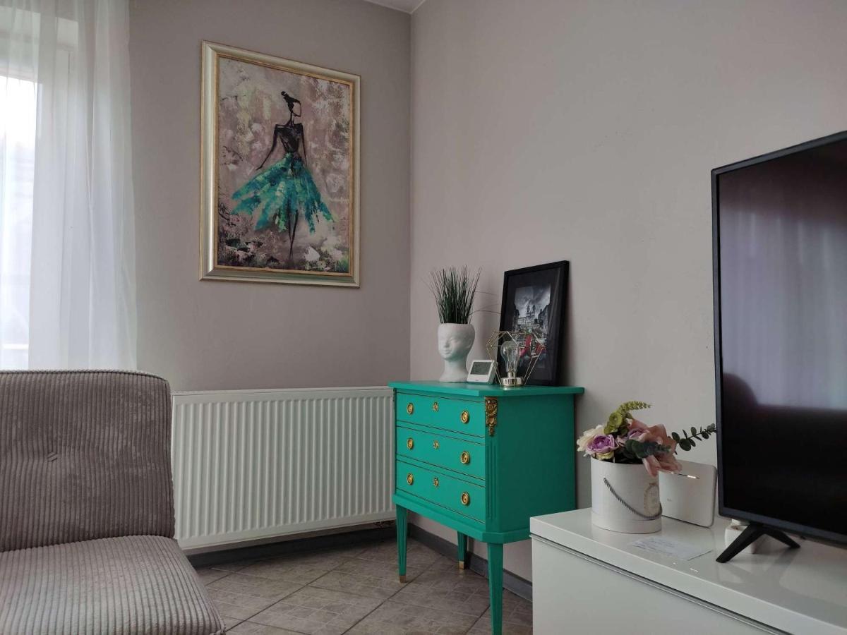 Apartments Near Old Town With Private Parking Kaunas Exterior foto
