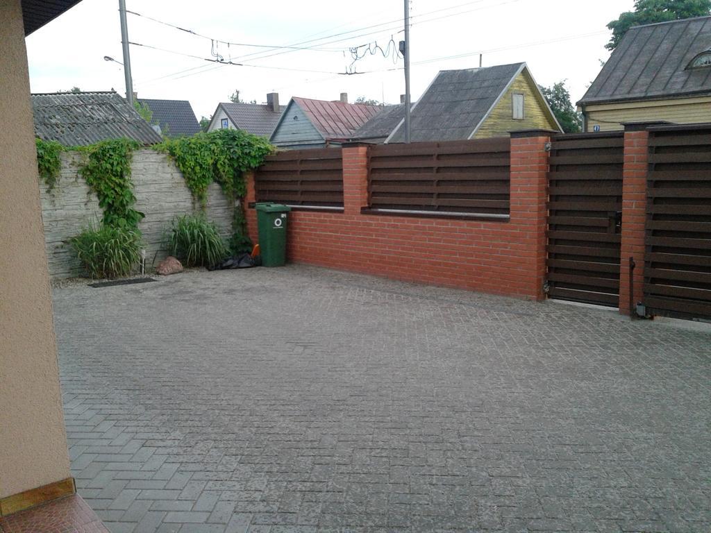 Apartments Near Old Town With Private Parking Kaunas Exterior foto